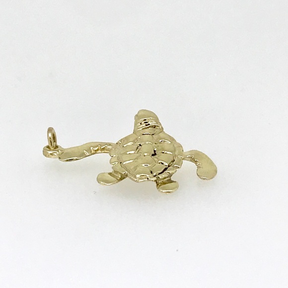 NWT 14 kt yellow solid gold sea turtle pendant - Picture 8 of 8
